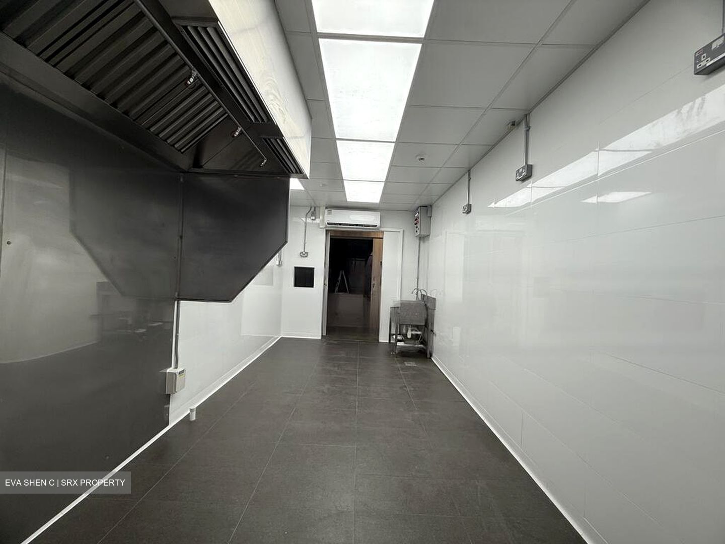 Chin Bee Drive (D22), Factory #462344221